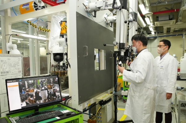 한국원자력연구원에서 국내 최초로 IASCC 실증 장비 구축에 성공했다.